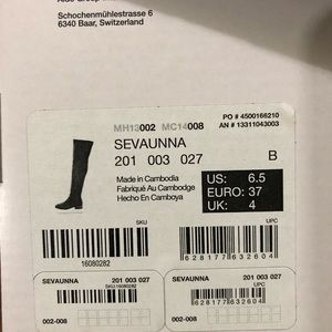 Russet Brown ALDO SEVAUNNA Tall Dress Shoes/Boots for Women. Size 6.5 US.